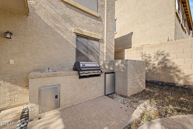 2323 W HUNTER Court, Phoenix, AZ 85085