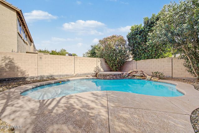 2323 W HUNTER Court, Phoenix, AZ 85085