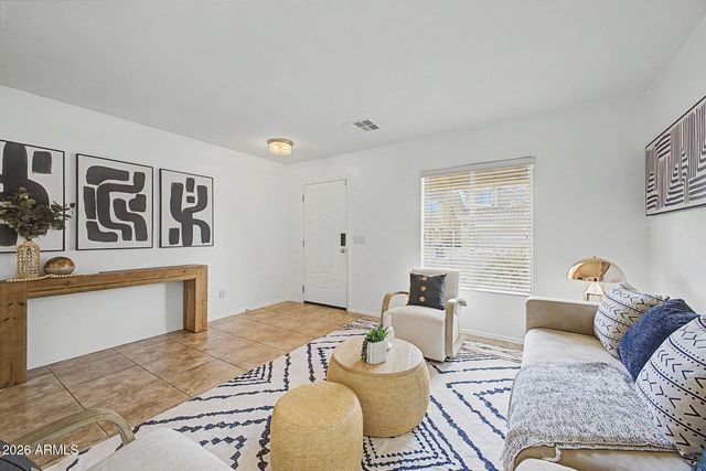 2323 W HUNTER Court, Phoenix, AZ 85085