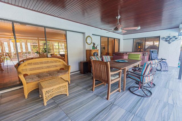 2814 SE Calvin Street, Port St. Lucie, FL 34952