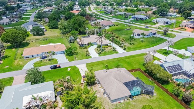 2814 SE Calvin Street, Port St. Lucie, FL 34952