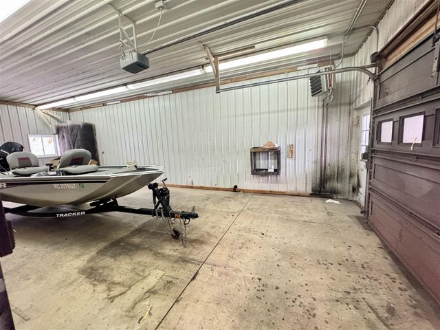 9941 210th Avenue, Reed City, MI 49677