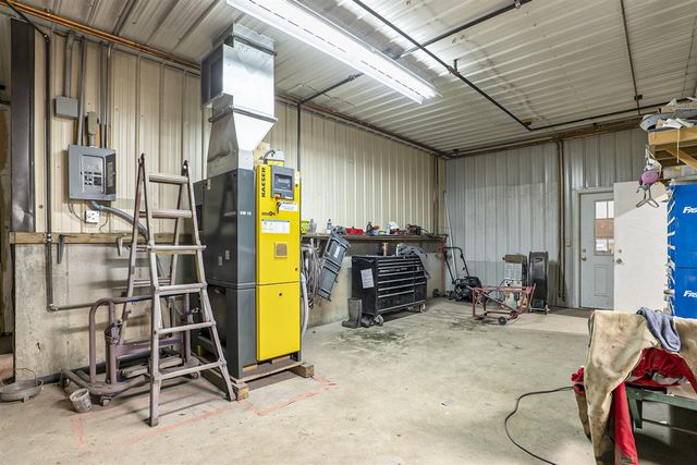 9941 210th Avenue, Reed City, MI 49677