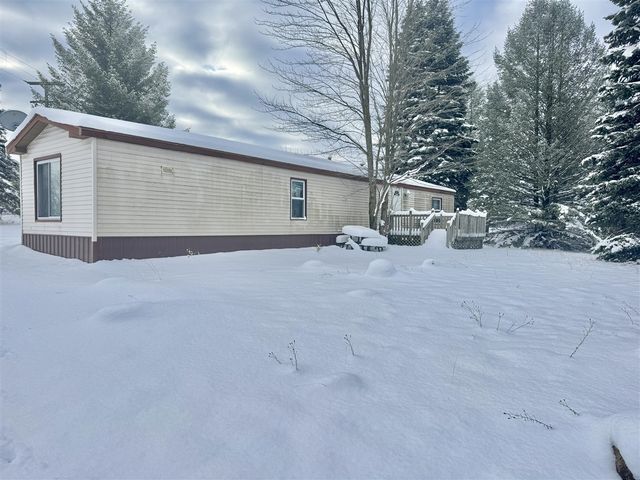 9941 210th Avenue, Reed City, MI 49677