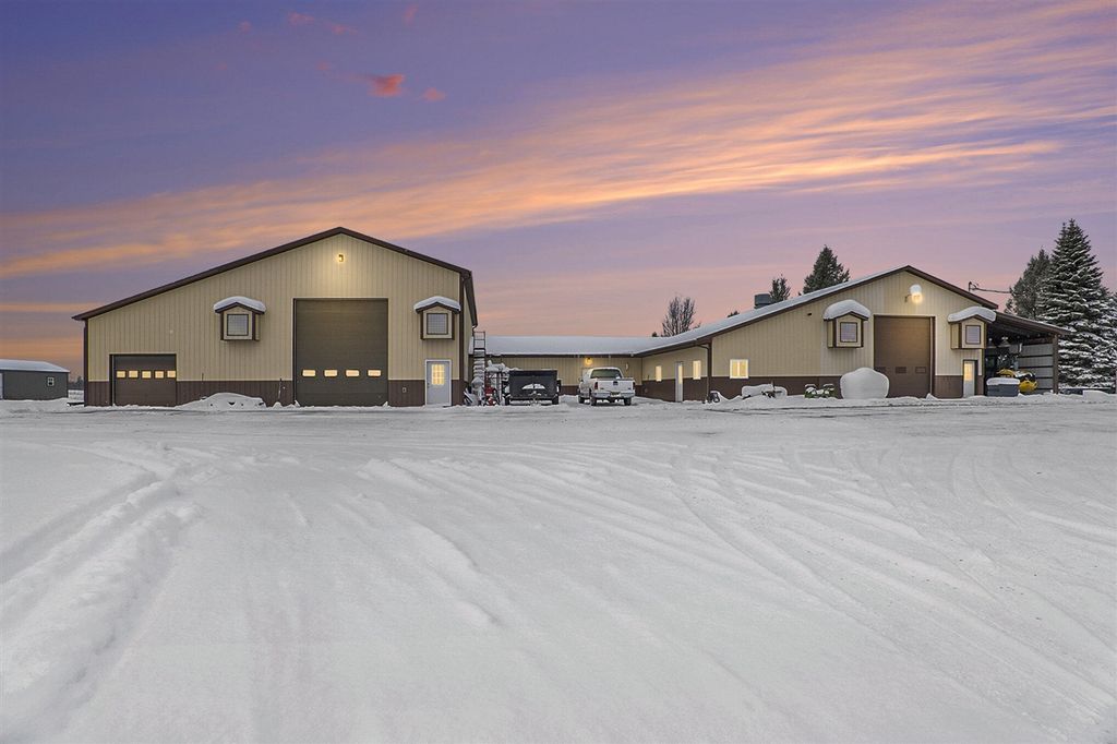 9941 210th Avenue, Reed City, MI 49677