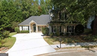 100 Avondale Circle, Newnan, GA 30265