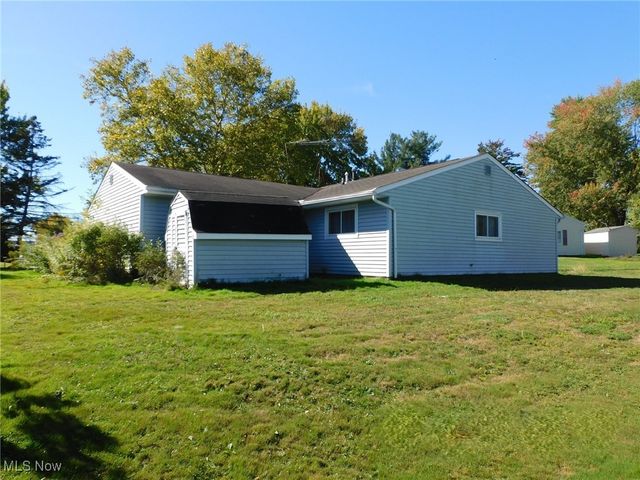 15648 Elmwood Street, Middlefield, OH 44062