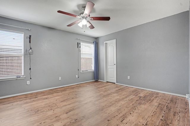 242 Turning Tree Road, Wilmer, TX 75172