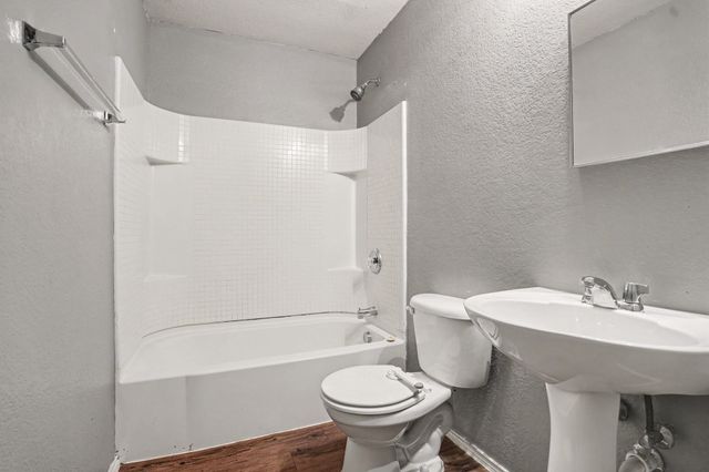 242 Turning Tree Road, Wilmer, TX 75172