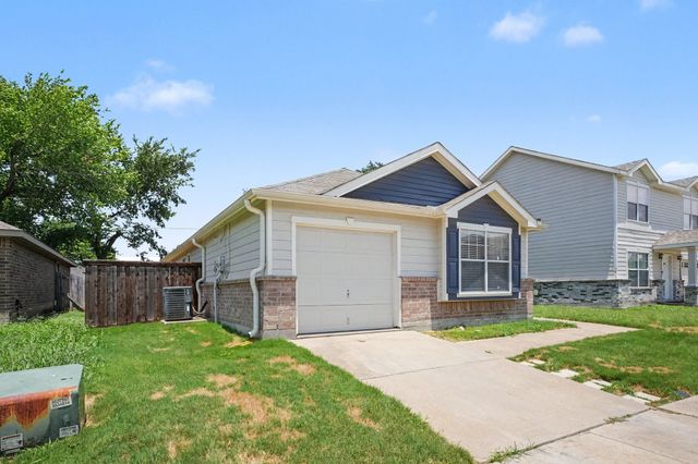 242 Turning Tree Road, Wilmer, TX 75172