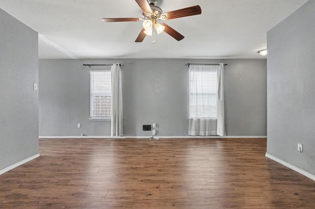 242 Turning Tree Road, Wilmer, TX 75172
