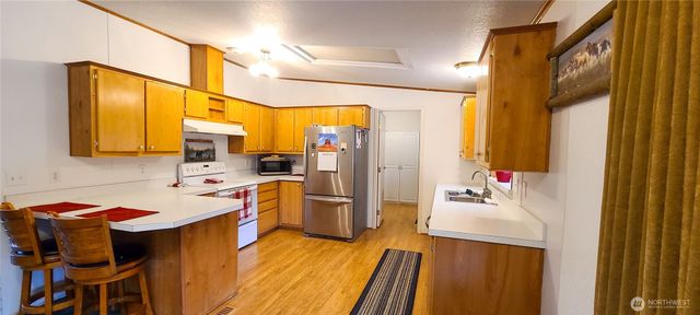 136 Mule Drive, Glenoma, WA 98336