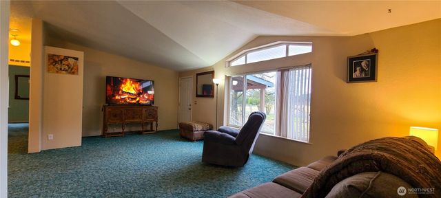 136 Mule Drive, Glenoma, WA 98336