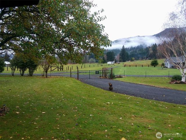 136 Mule Drive, Glenoma, WA 98336