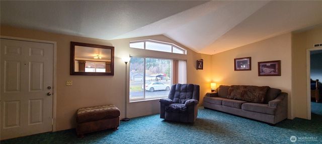 136 Mule Drive, Glenoma, WA 98336