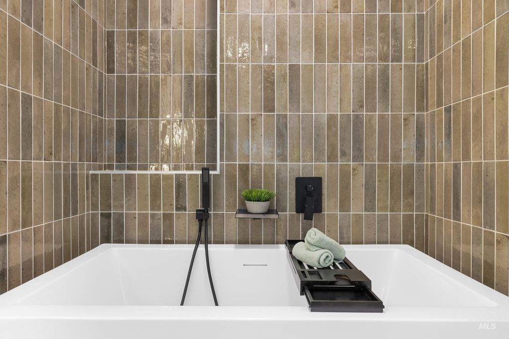 55 E State St 304, Eagle, ID 83616 photo 25