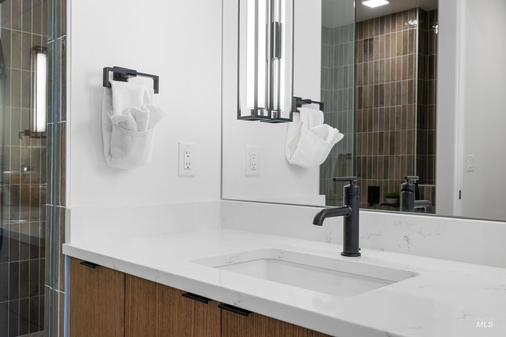 55 E State St 304, Eagle, ID 83616 photo 26