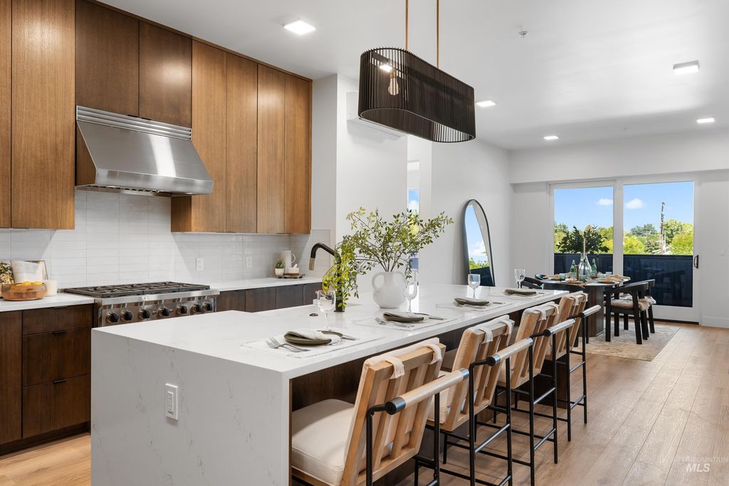 55 E State St 304, Eagle, ID 83616 photo 3