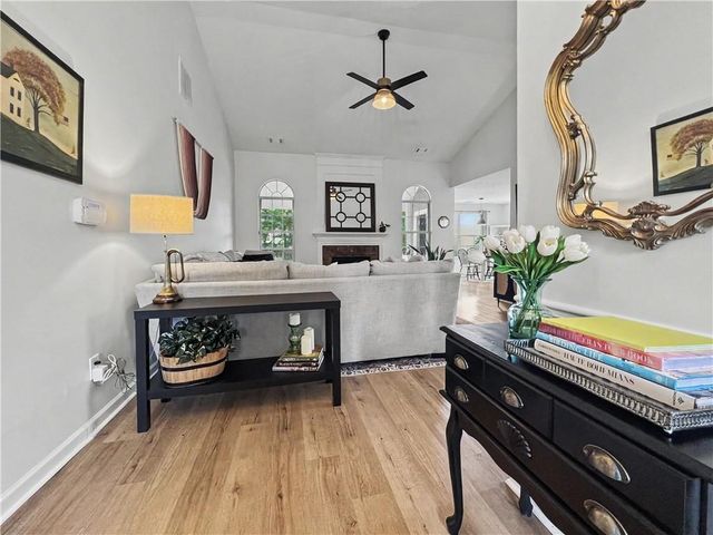 1906 Newpark Court NW, Acworth, GA 30101