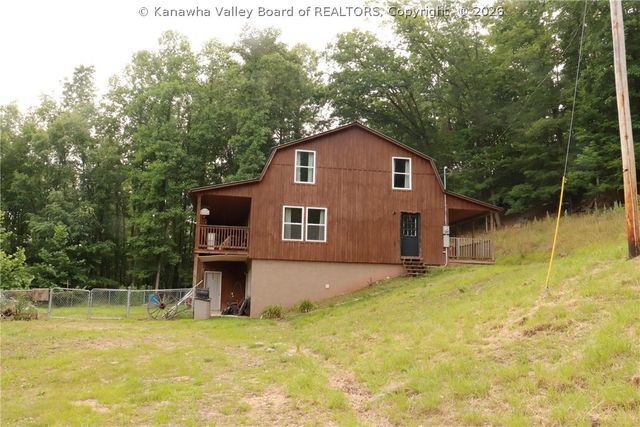 1849 Three Mile Road, Elkview, WV 25071