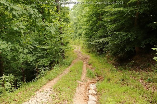 1849 Three Mile Road, Elkview, WV 25071