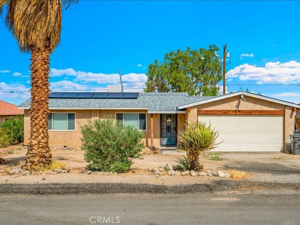 Image 2 of property listing at 5567 Baileya, 29 Palms, CA 92277