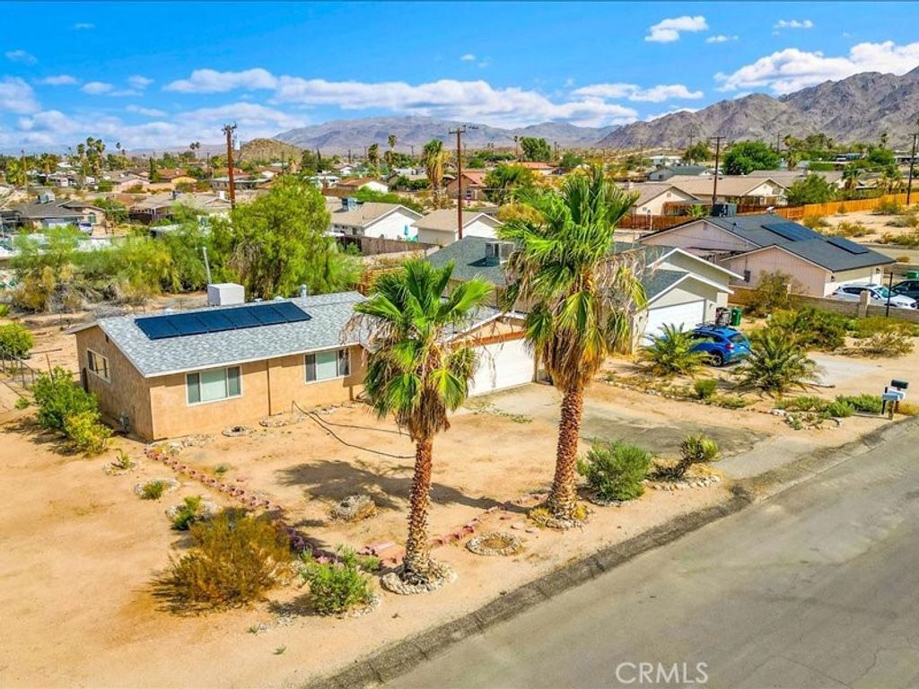 Image 26 of property listing at 5567 Baileya, 29 Palms, CA 92277