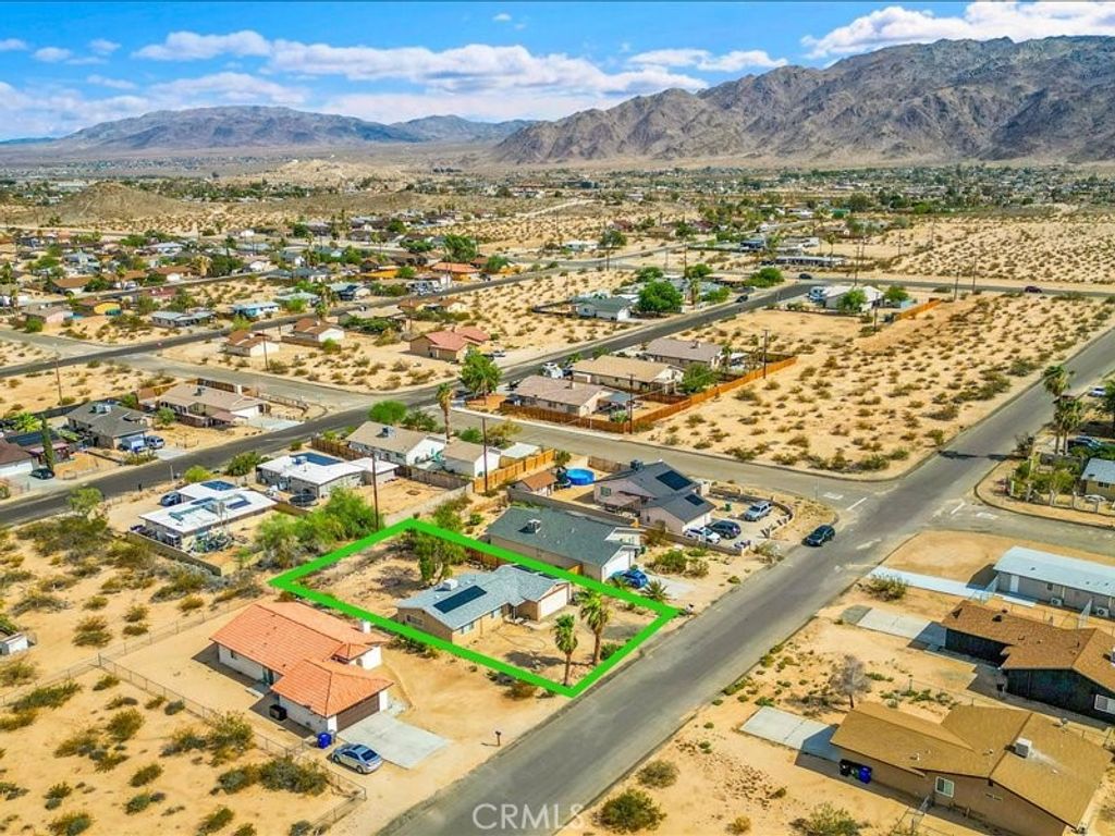 Image 34 of property listing at 5567 Baileya, 29 Palms, CA 92277