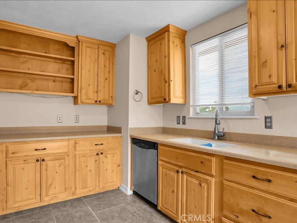 Image 7 of property listing at 5567 Baileya, 29 Palms, CA 92277