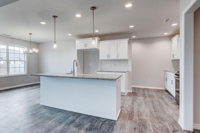 953 S Pindall Lane, Nixa, MO 65714