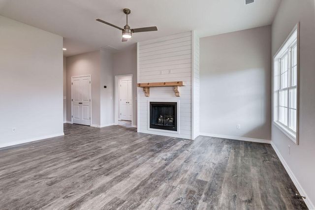 953 S Pindall Lane, Nixa, MO 65714