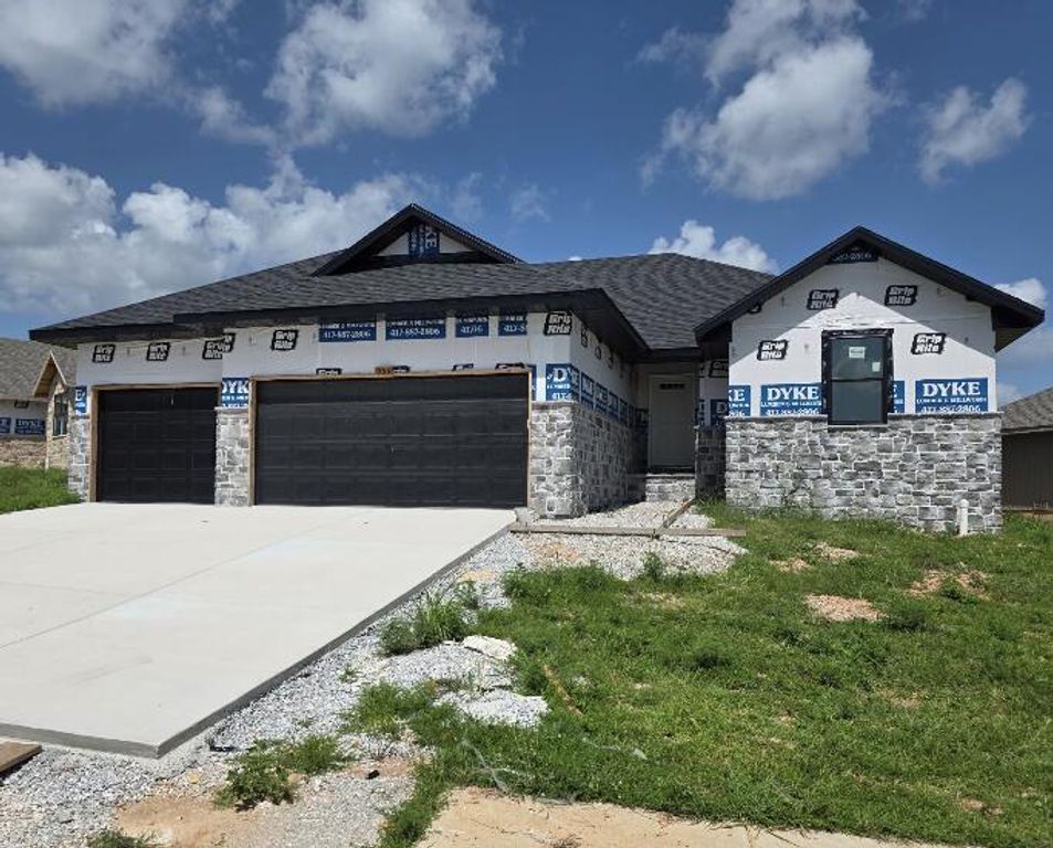 953 S Pindall Lane, Nixa, MO 65714