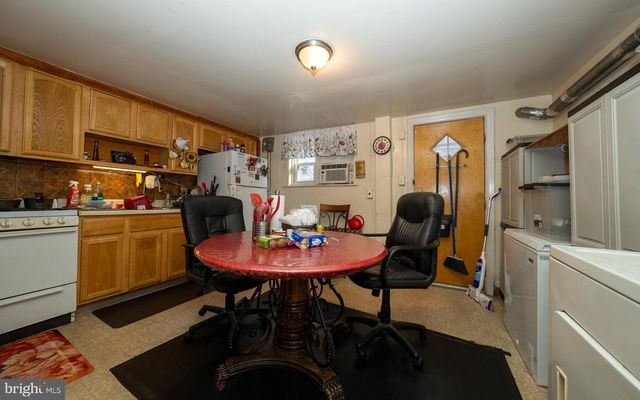 420 MANTON ST, Philadelphia, PA 19147