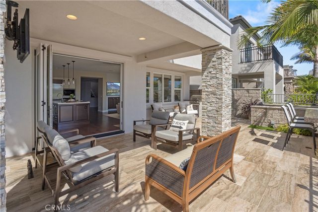 5950 Waterfront Place, Long Beach, CA 90803