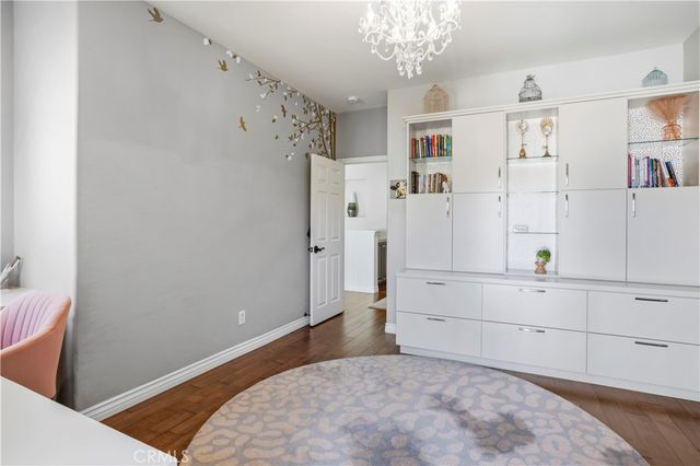 5950 Waterfront Place, Long Beach, CA 90803