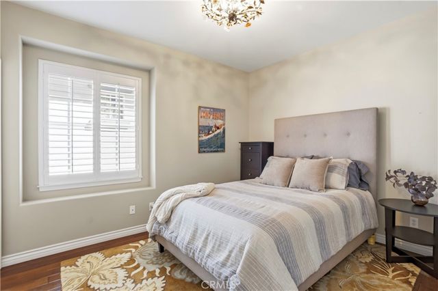 5950 Waterfront Place, Long Beach, CA 90803