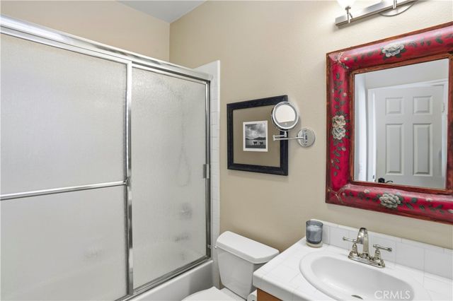 5950 Waterfront Place, Long Beach, CA 90803