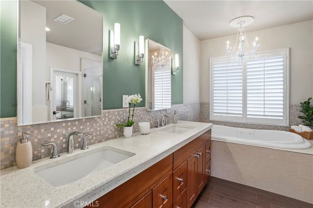 5950 Waterfront Place, Long Beach, CA 90803