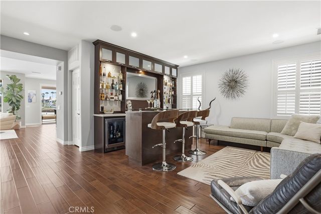 5950 Waterfront Place, Long Beach, CA 90803