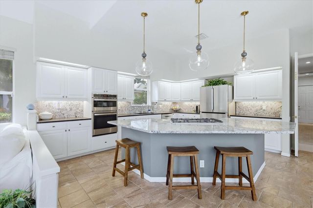 7515 EATON COURT, University Park, FL 34201