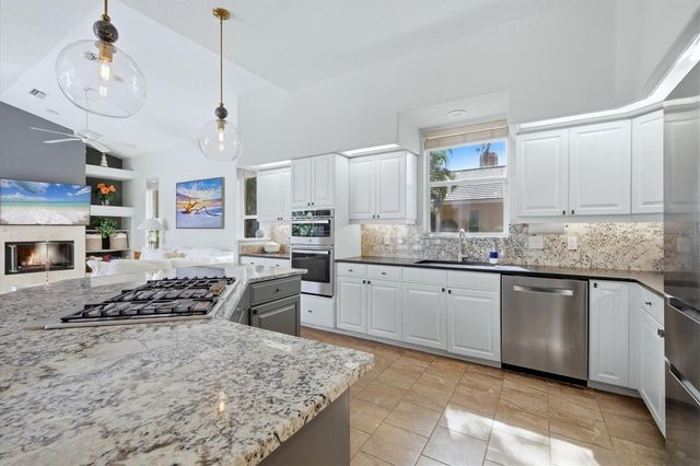 7515 EATON COURT, University Park, FL 34201