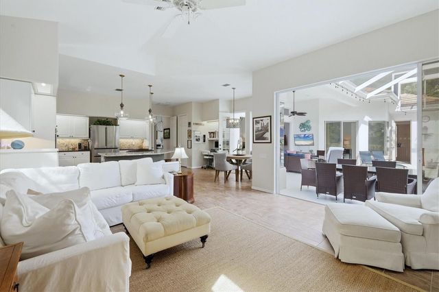 7515 EATON COURT, University Park, FL 34201