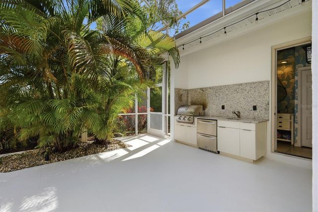 7515 EATON COURT, University Park, FL 34201