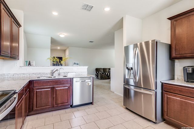 10628 RAYBURN LNDG, San Antonio, TX 78252