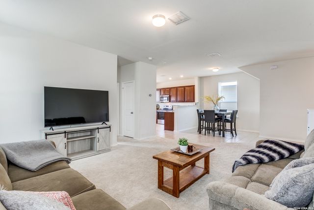 10628 RAYBURN LNDG, San Antonio, TX 78252