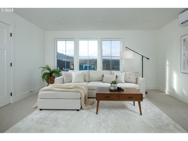 417 PARK Pl, The Dalles, OR 97058