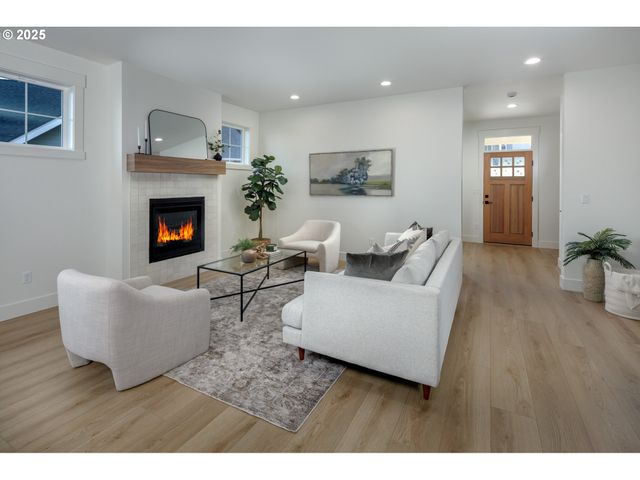 417 PARK Pl, The Dalles, OR 97058