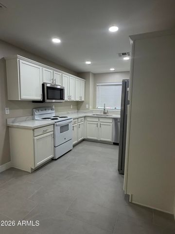 17737 W HEARN Road, Surprise, AZ 85388