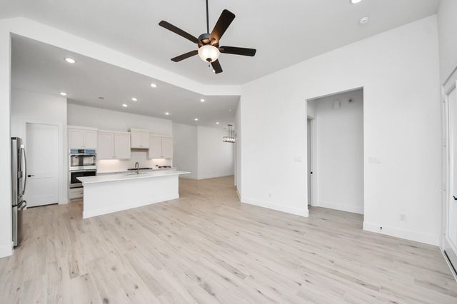 9510 Chateau Hill, Manvel, TX 77578