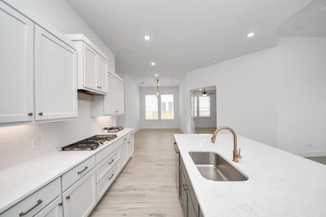 9510 Chateau Hill, Manvel, TX 77578